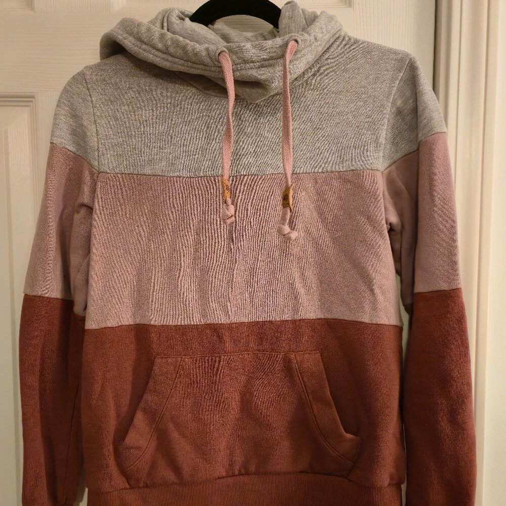 tentree sweatshirt